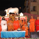 ಕಾರ್ಯಕ್ರಮದಲ್ಲಿ ArtOflivingನ ರವಿಶಂಕರ್ ಗುರೂಜಿ, ಆದಿಚುಂಚನಗಿರಿಮಠದ ಬಾಲಗಂಗಾಧರನಾಥ ಸ್ವಾಮೀಜಿ, ಸ್ವಾಮೀ ದಯಾನಂದಸರಸ್ವತಿಜೀ ,ವಿಶ್ವಹಿಂದೂಪರಿಷತ್ ನ ಅಶೋಕ್ ಜೀಸಿಂಘಾಲ್,ಕಿಶನ್ ಕೊಠಾರಿ ಮುಂತಾದವರು ಭಾಗವಹಿಸಿದ್ದರು..